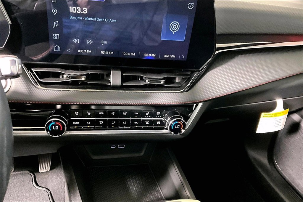 Used 2026 Chevrolet Equinox RS w/ Convenience Package III image 24