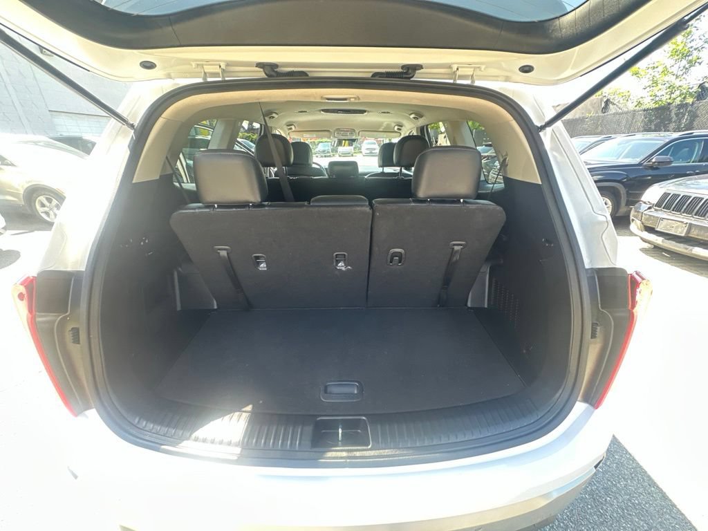 Used 2024 Kia Telluride LX AWD/4WD image 30