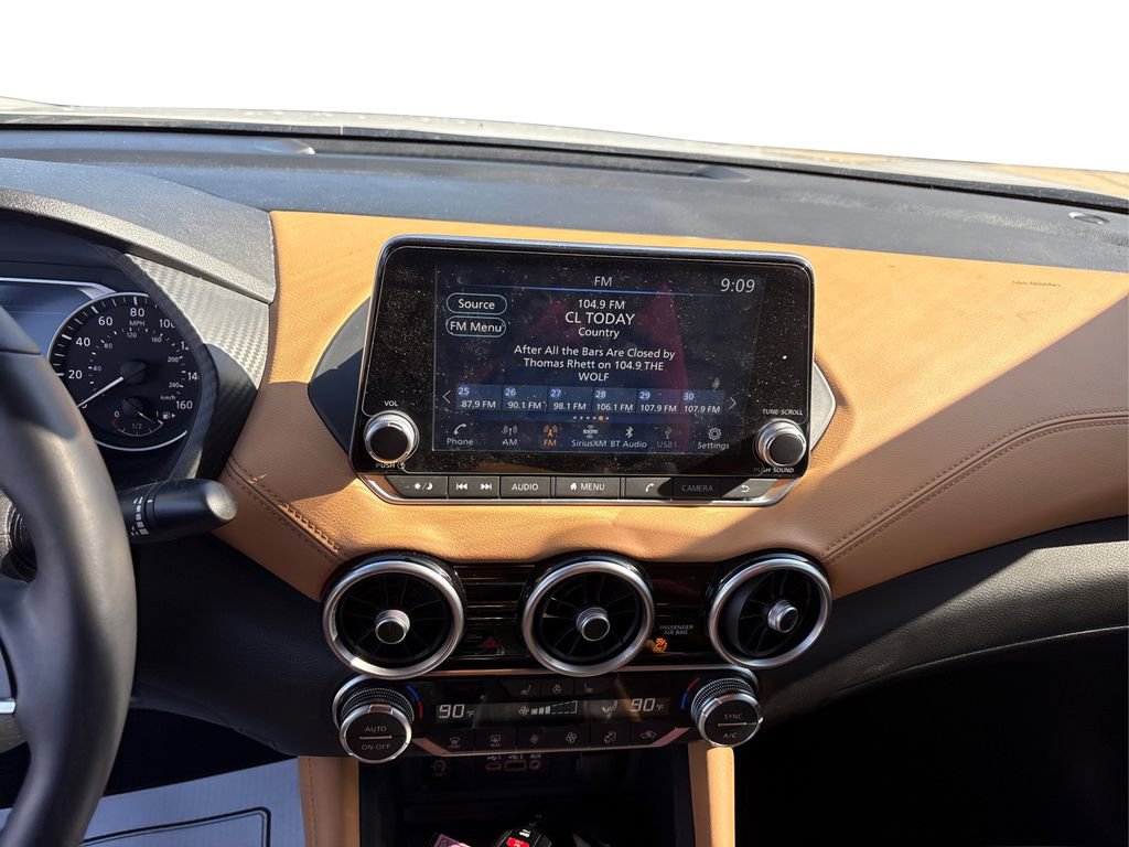 Used 2024 Nissan Sentra SV w/ SV Premium Package image 16