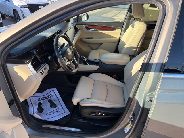 Used 2017 Cadillac XT5 Premium Luxury image 11