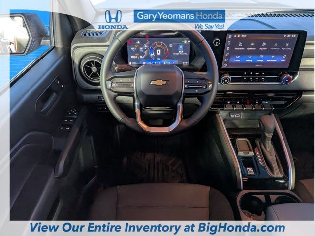 Used 2026 Chevrolet Colorado W/T w/ WT Custom Package RWD image 17