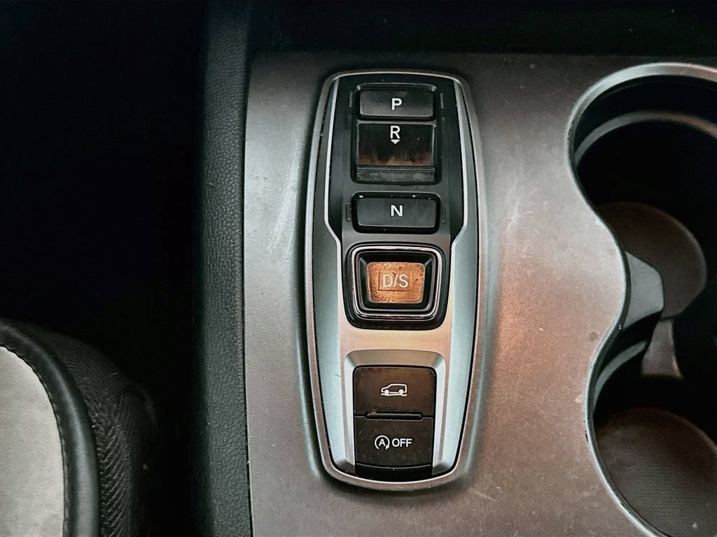 Used 2022 Honda Pilot Sport image 16