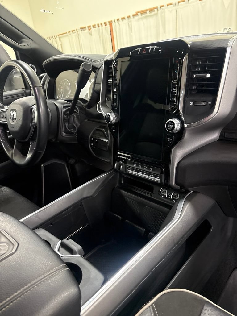 Used 2024 RAM 3500 Laramie w/ Sport Appearance Package AWD/4WD image 27