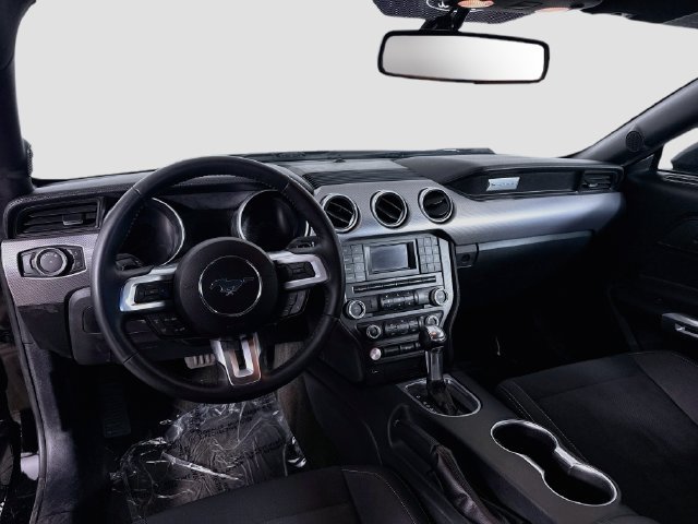 Used 2018 Ford Mustang GT RWD image 16