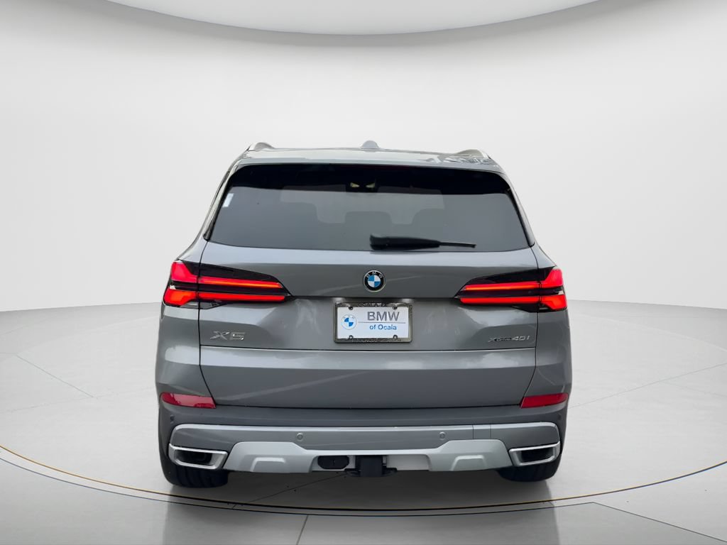 New 2026 BMW X5 xDrive40i w/ Premium Package AWD/4WD image 4