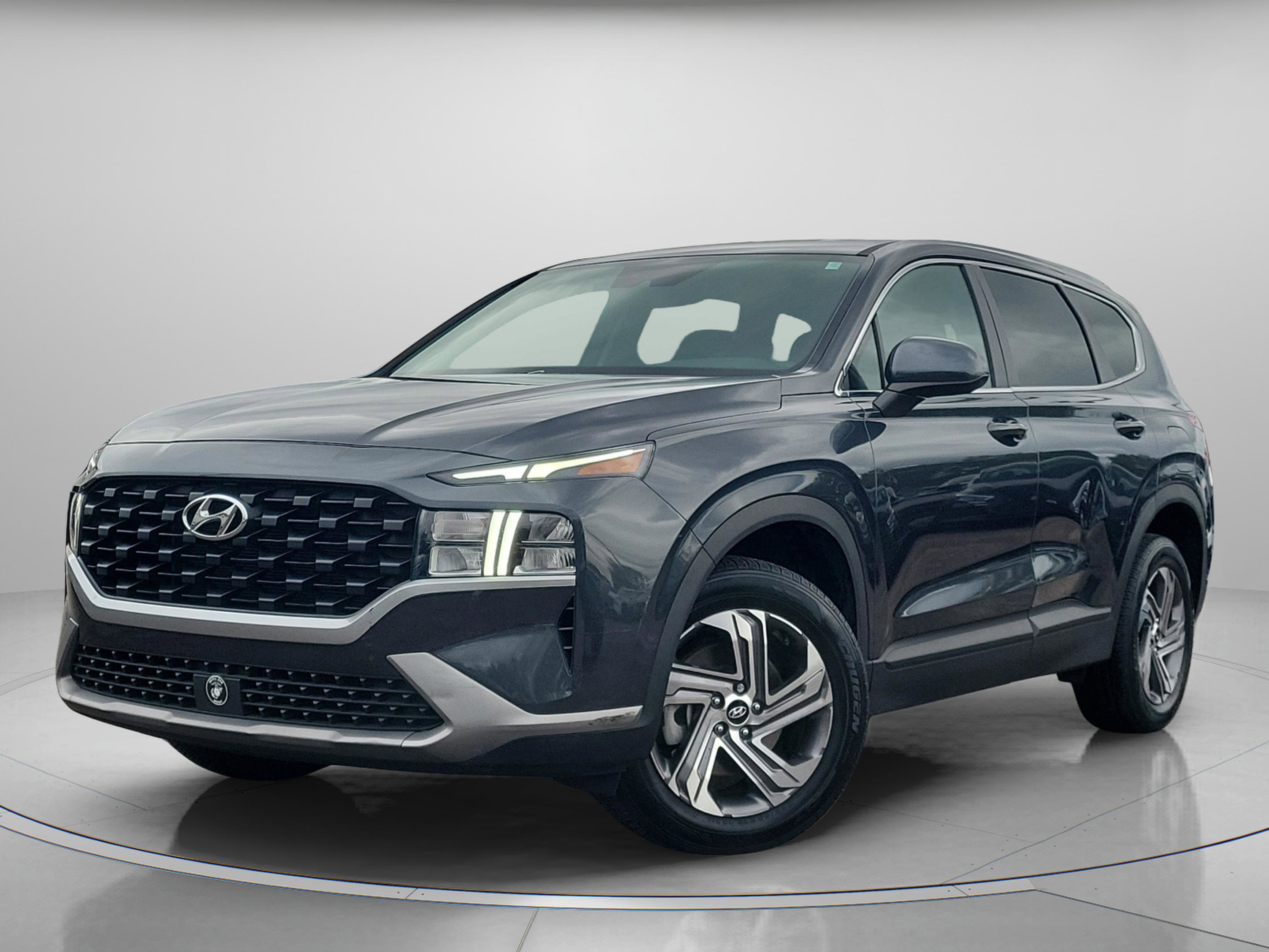 Certified 2023 Hyundai Santa Fe SE image 2