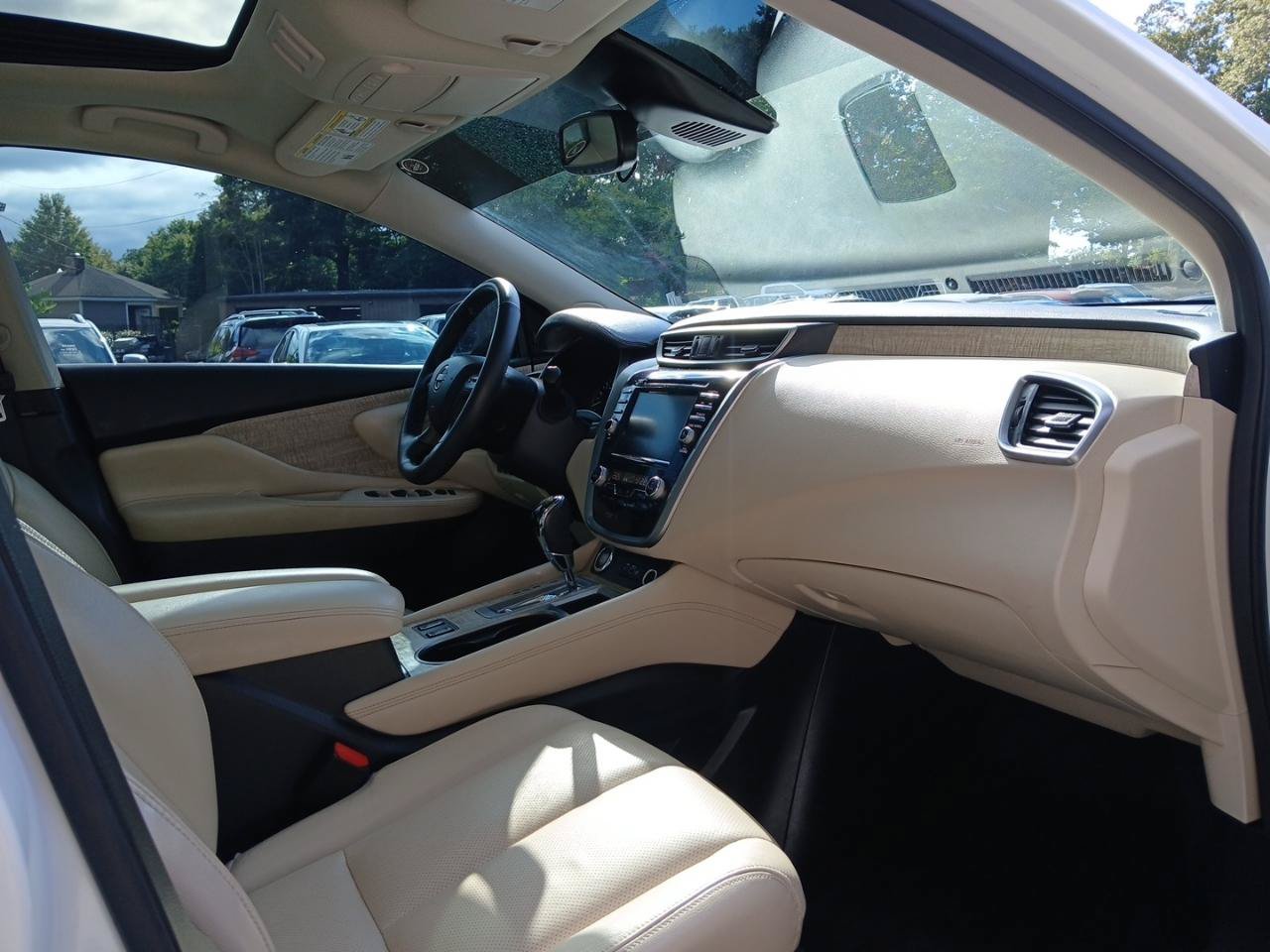 Used 2023 Nissan Murano SL AWD/4WD image 15
