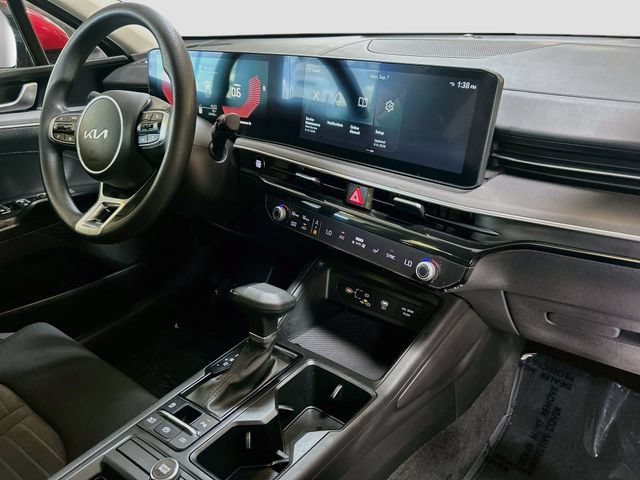 Used 2025 Kia K5 LXS FWD image 28