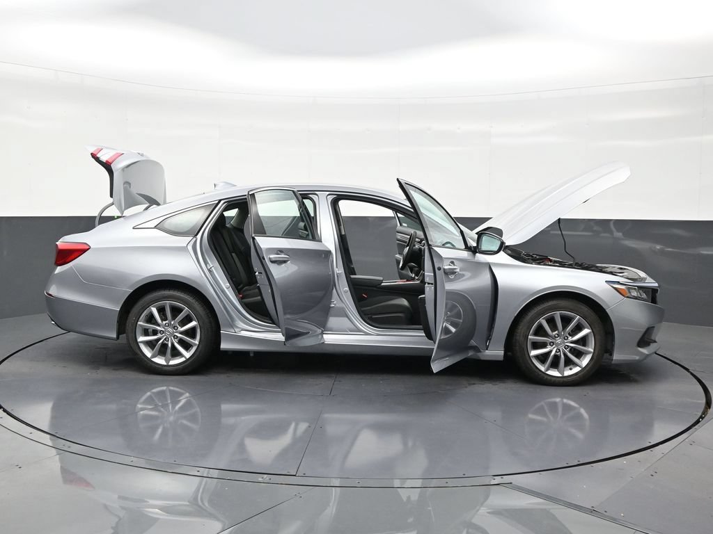 Used 2022 Honda Accord LX image 29