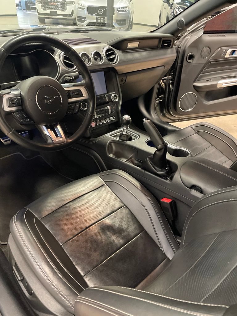 Used 2018 Ford Mustang GT Premium w/ GT Performance Package RWD image 14