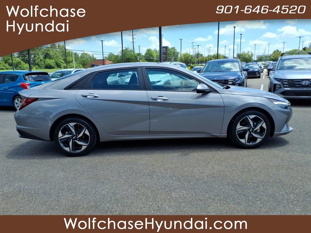 Certified 2023 Hyundai Elantra SEL w/ Convenience Package FWD image 6