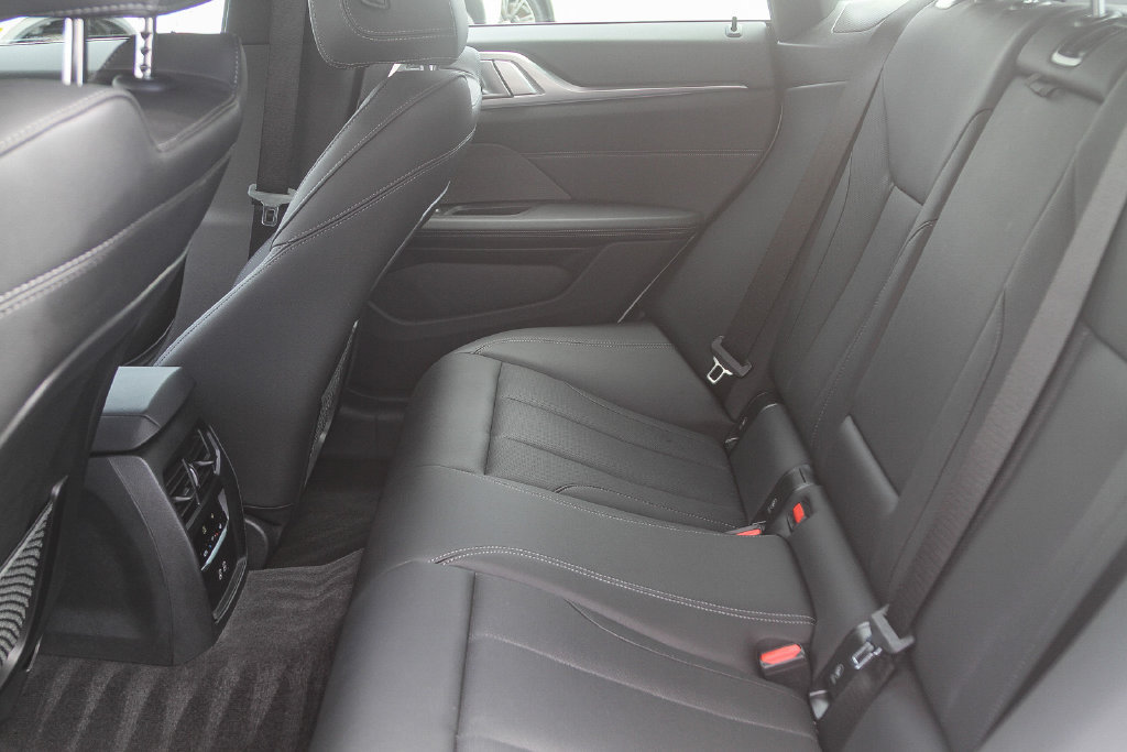 Certified 2023 BMW i4 eDrive35 w/ Premium Package RWD image 14