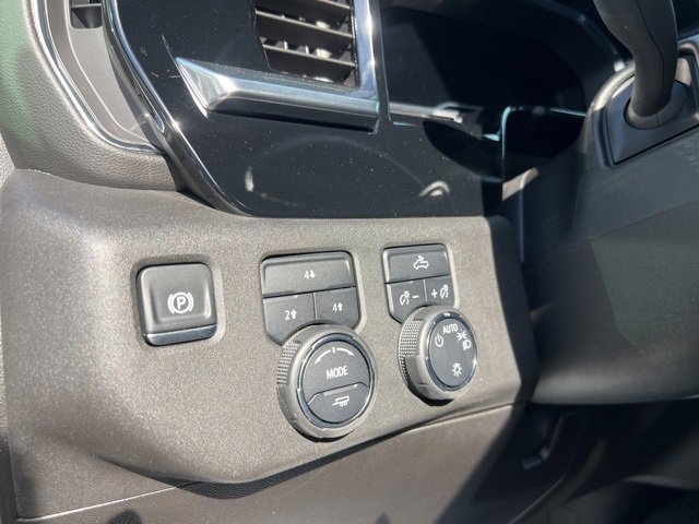 Used 2024 Chevrolet Silverado 2500 LT image 11