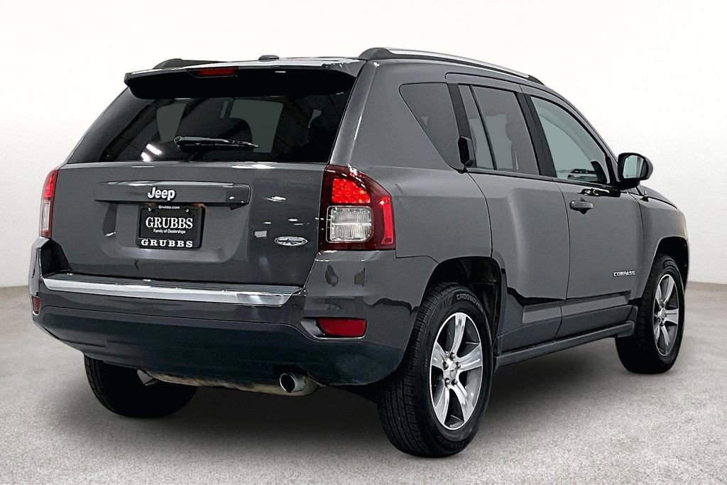 Used 2016 Jeep Compass High Altitude FWD image 2