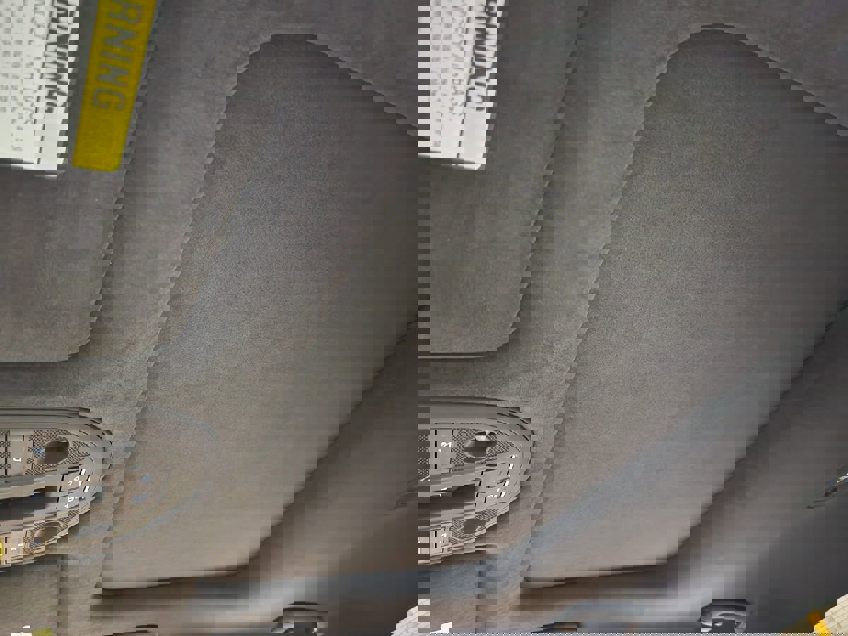 Used 2022 Genesis G70 3.3T RWD image 45