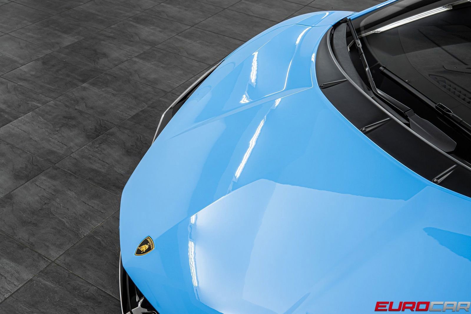 Used 2025 Lamborghini Revuelto image 10