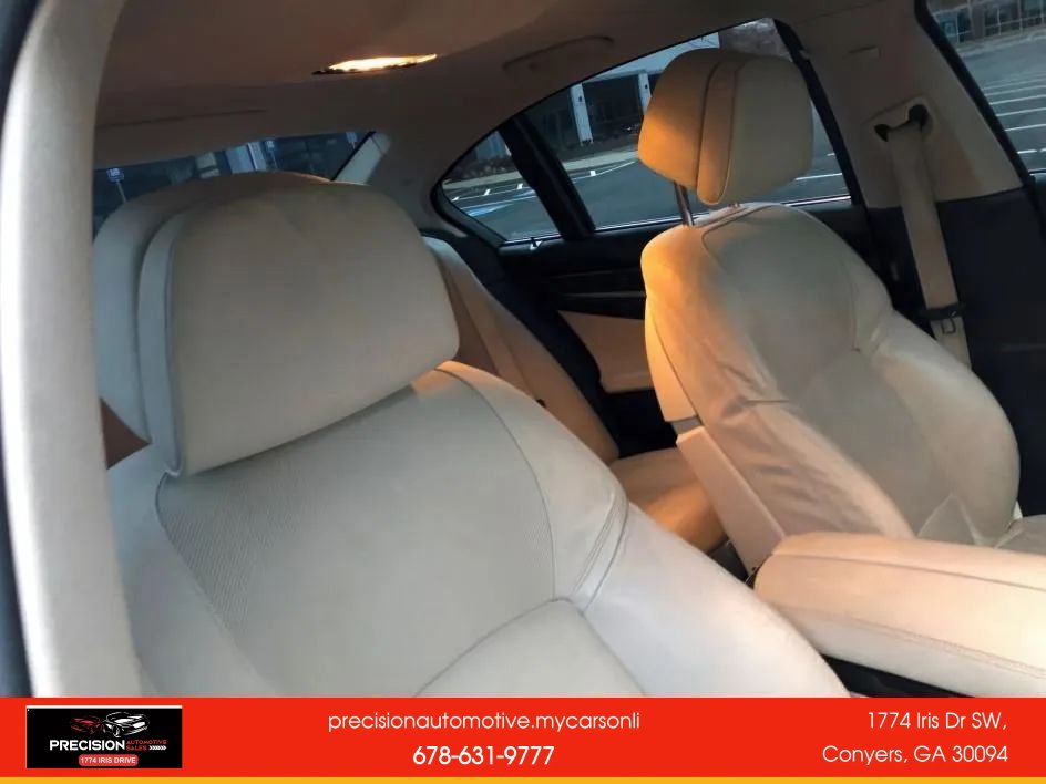 Used 2013 BMW 750i RWD image 24