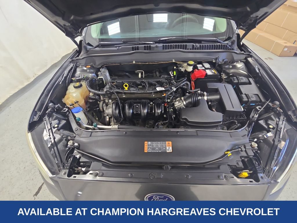 Used 2017 Ford Fusion SE w/ Fusion SE Technology Package FWD image 38