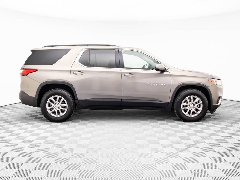 Used 2019 Chevrolet Traverse LT image 8