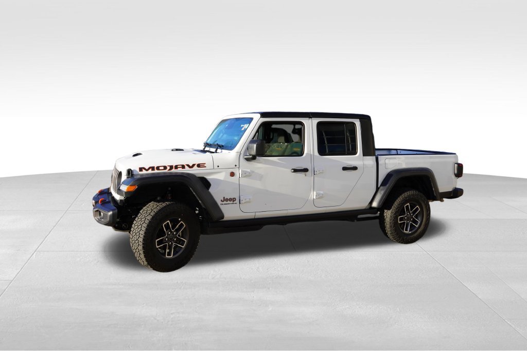 Used 2026 Jeep Gladiator Mojave AWD/4WD image 10