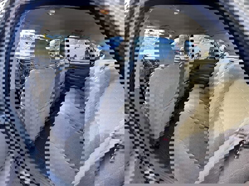 Used 2004 Ford Taurus SE image 13