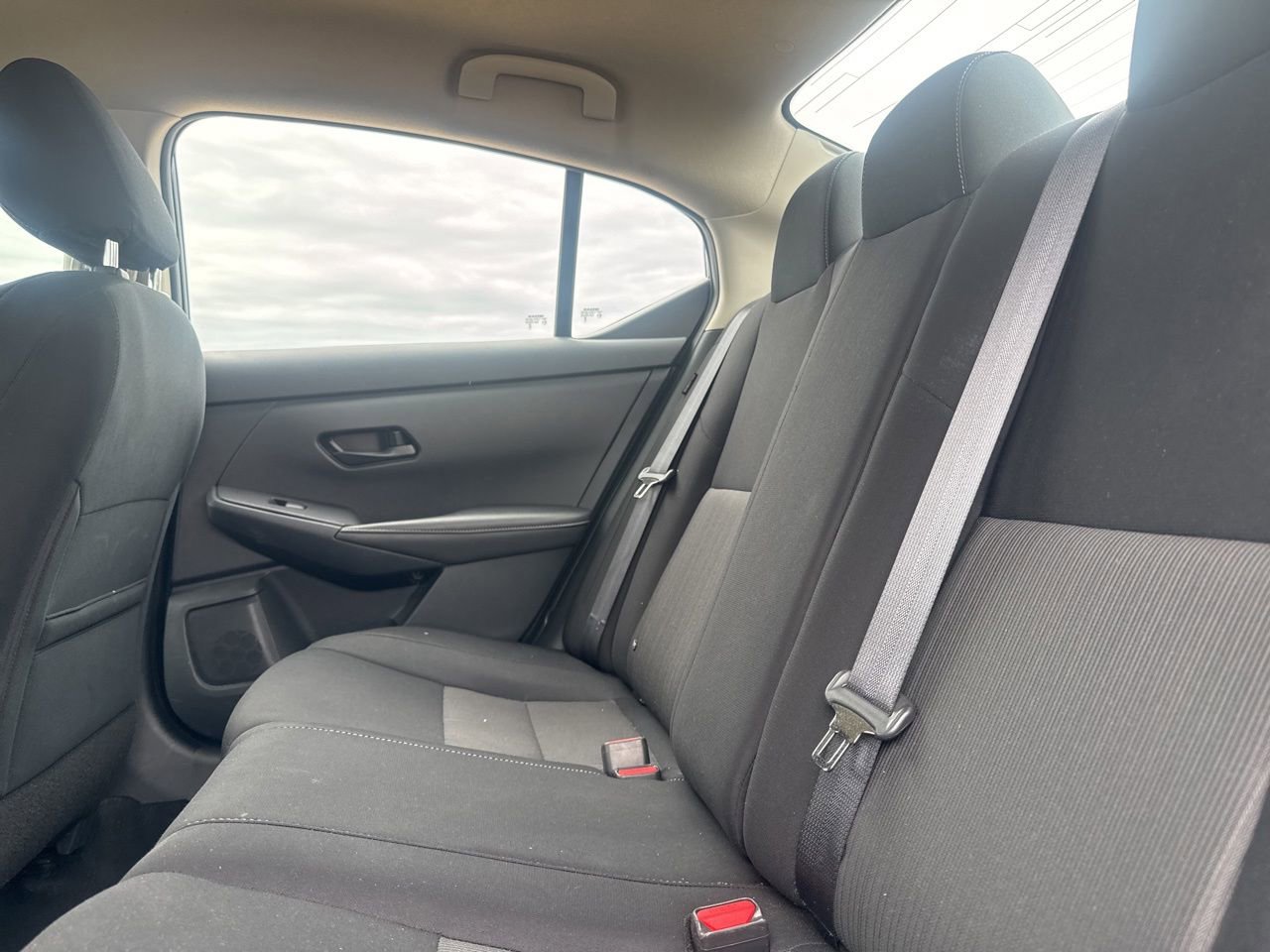 Certified 2024 Nissan Sentra SV FWD image 34