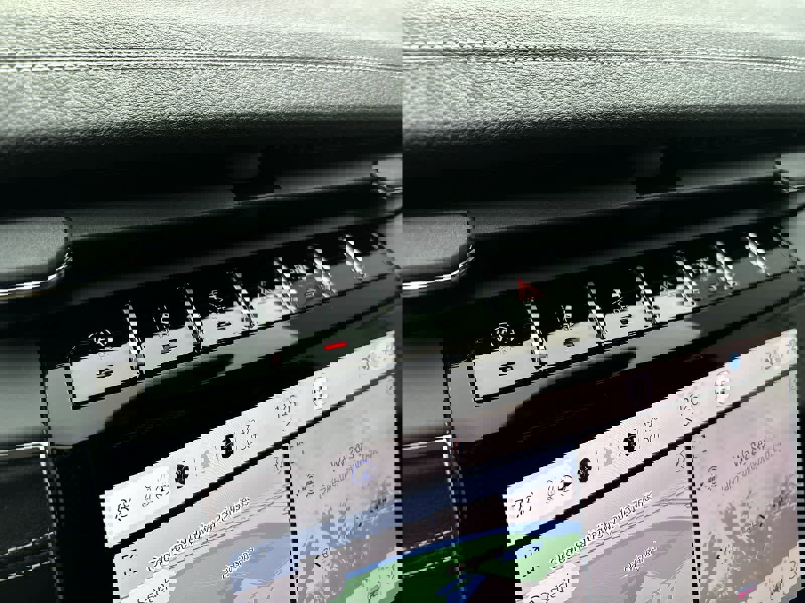 New 2025 Jeep Grand Cherokee Limited image 13