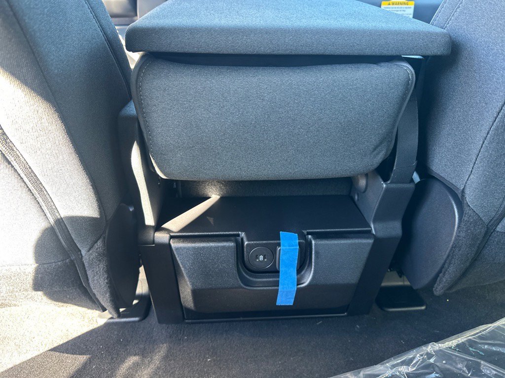 New 2026 Ford F250 XLT w/ XLT Premium Package image 38