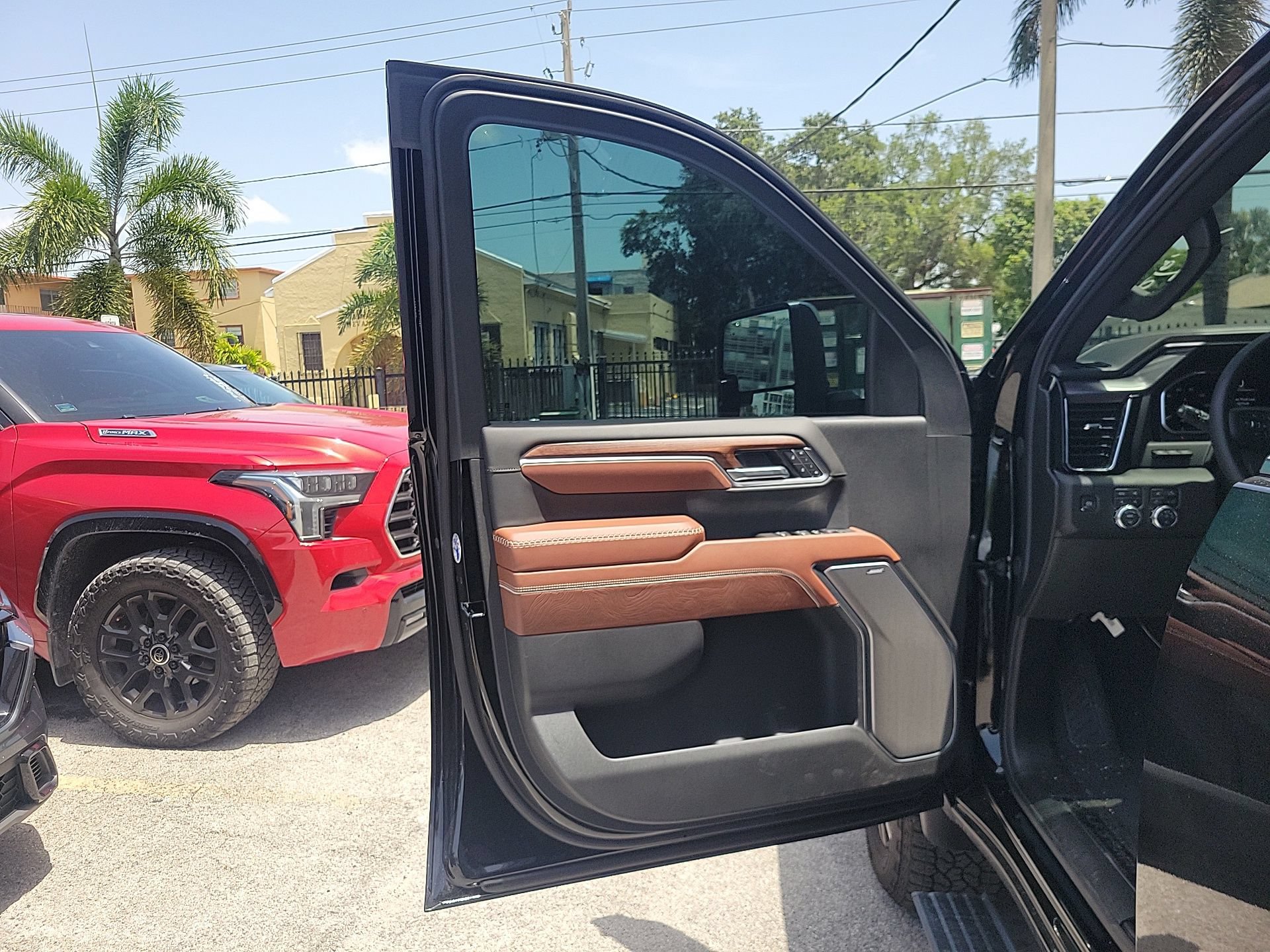 Used 2026 GMC Sierra 2500 Denali Ultimate AWD/4WD image 19