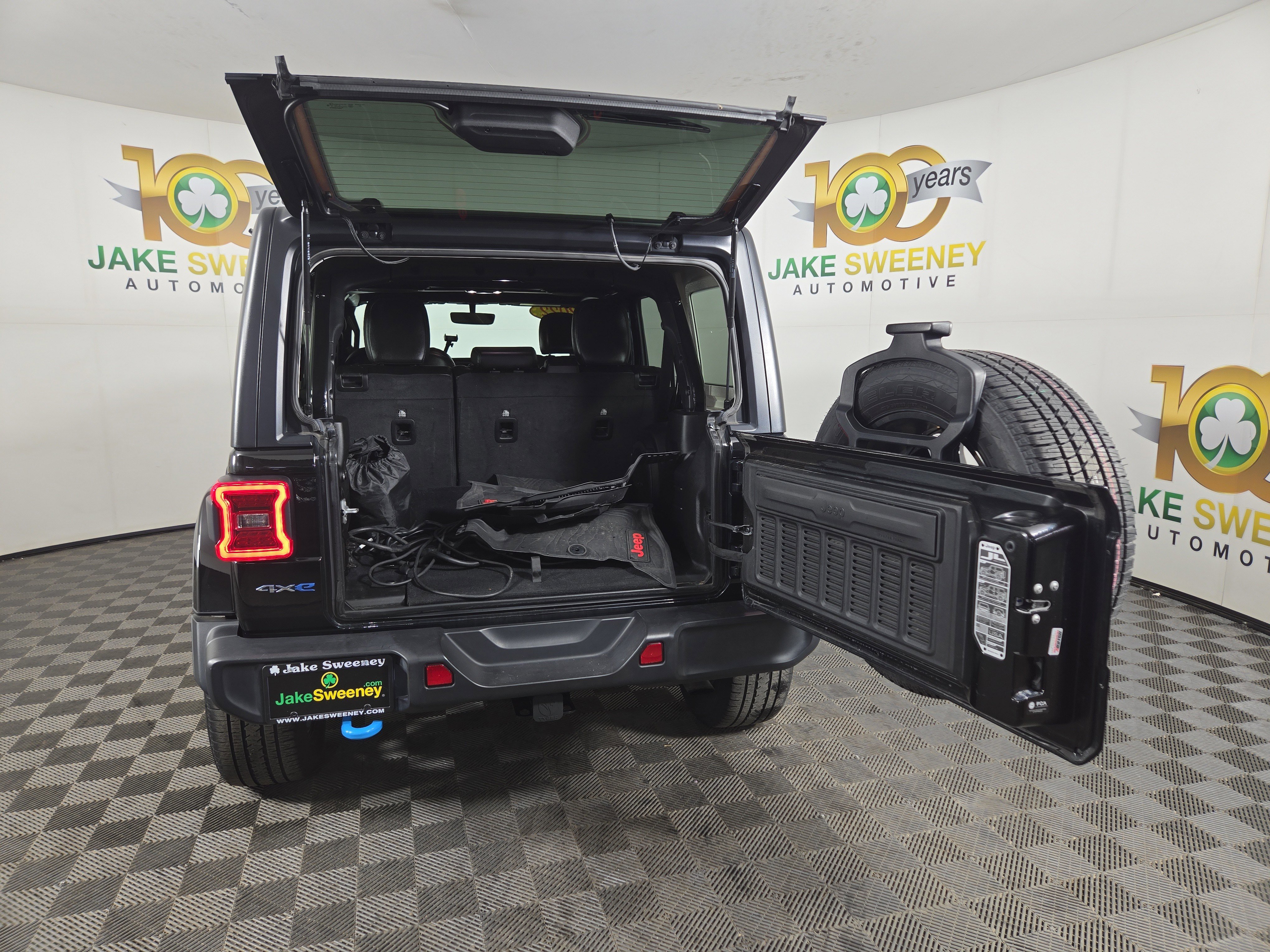 Certified 2022 Jeep Wrangler Unlimited Sahara image 33