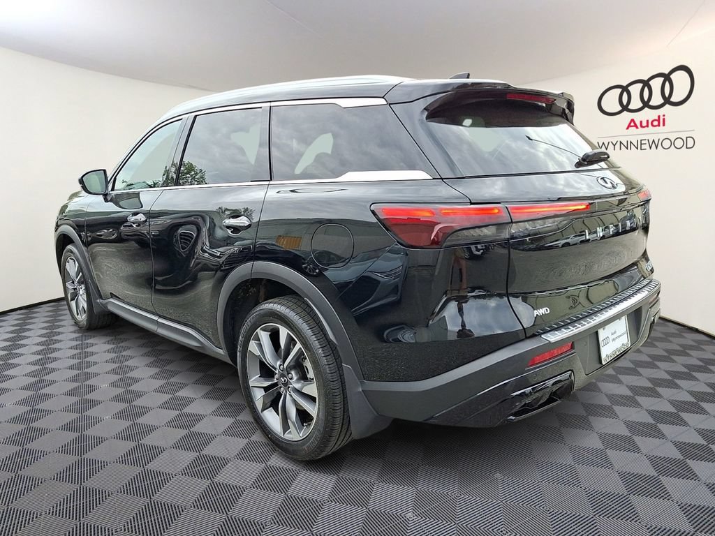 Used 2023 INFINITI QX60 Luxe w/ Performance Audio Package AWD/4WD image 4