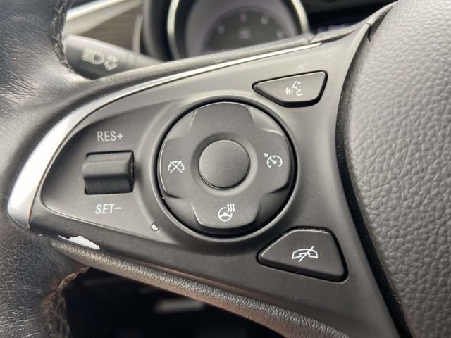 Used 2020 Buick Envision Essence image 18