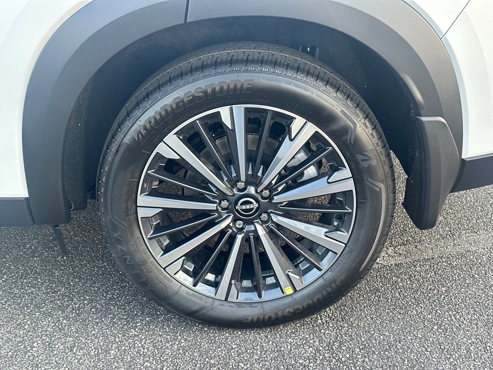 New 2026 Nissan Pathfinder Platinum image 20