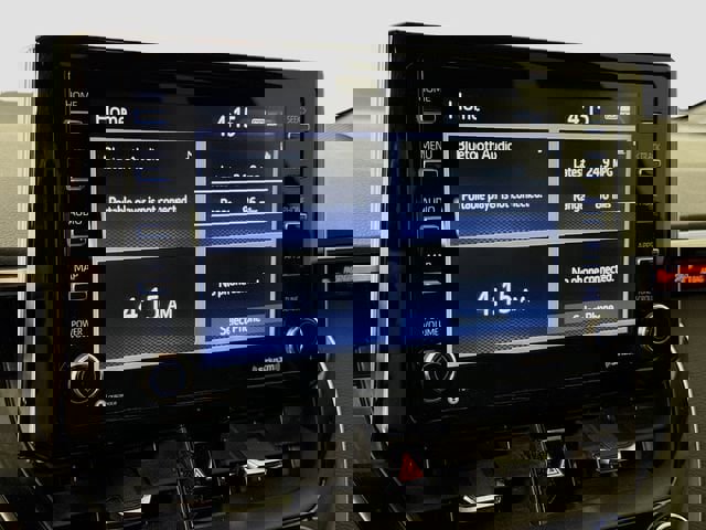 Used 2021 Toyota Corolla SE w/ Carpet Mat Package (TMS) image 14