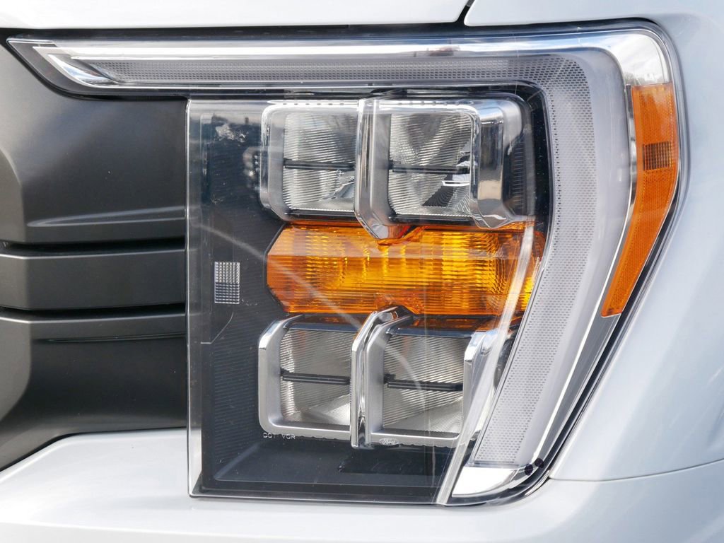 Certified 2022 Ford F150 XLT w/ Equipment Group 302A High image 5