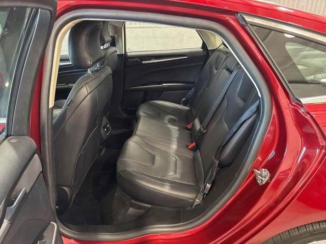 Used 2019 Ford Fusion Titanium AWD/4WD image 13