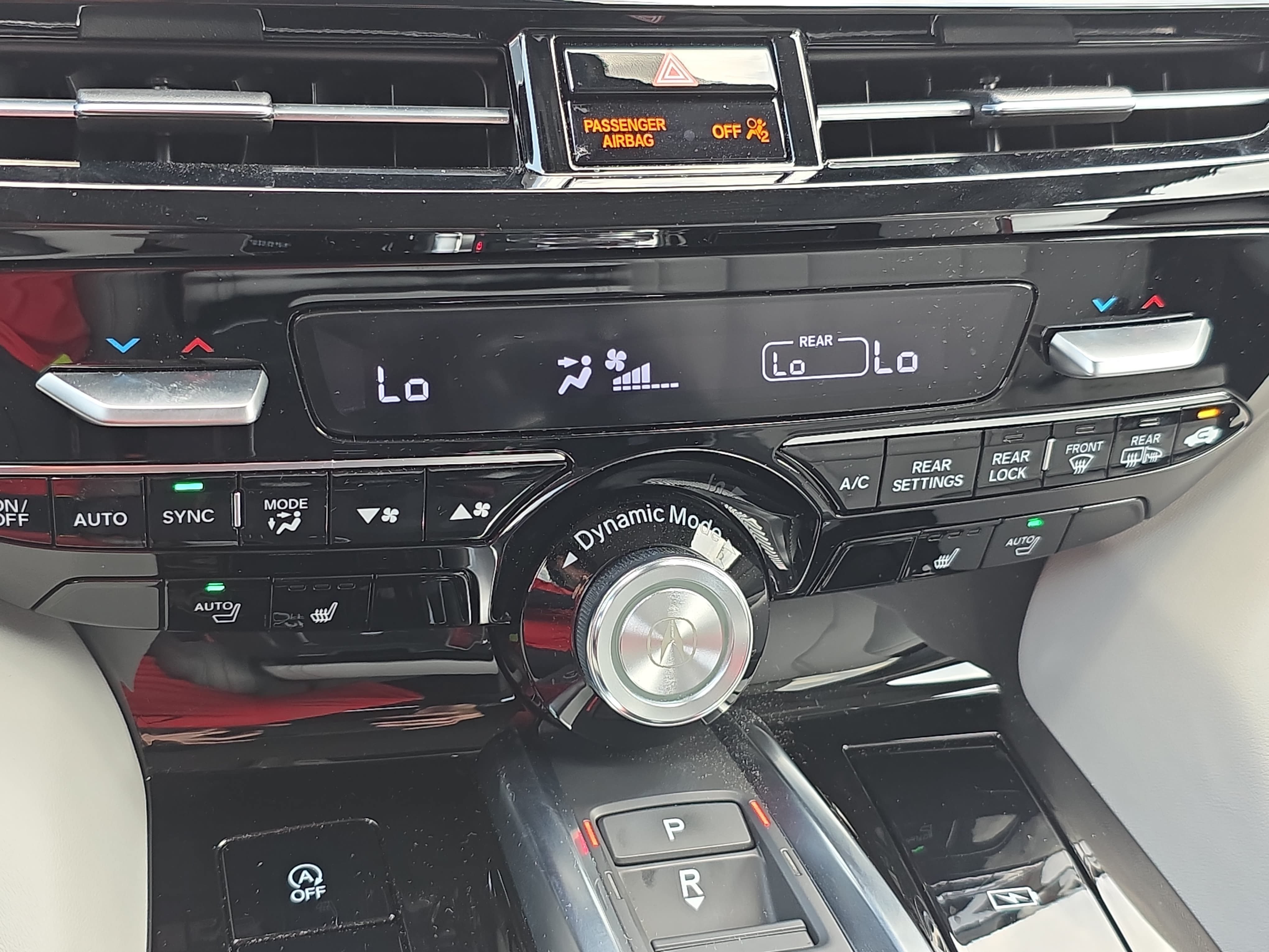 Certified 2025 Acura MDX SH-AWD w/ Technology Package image 24
