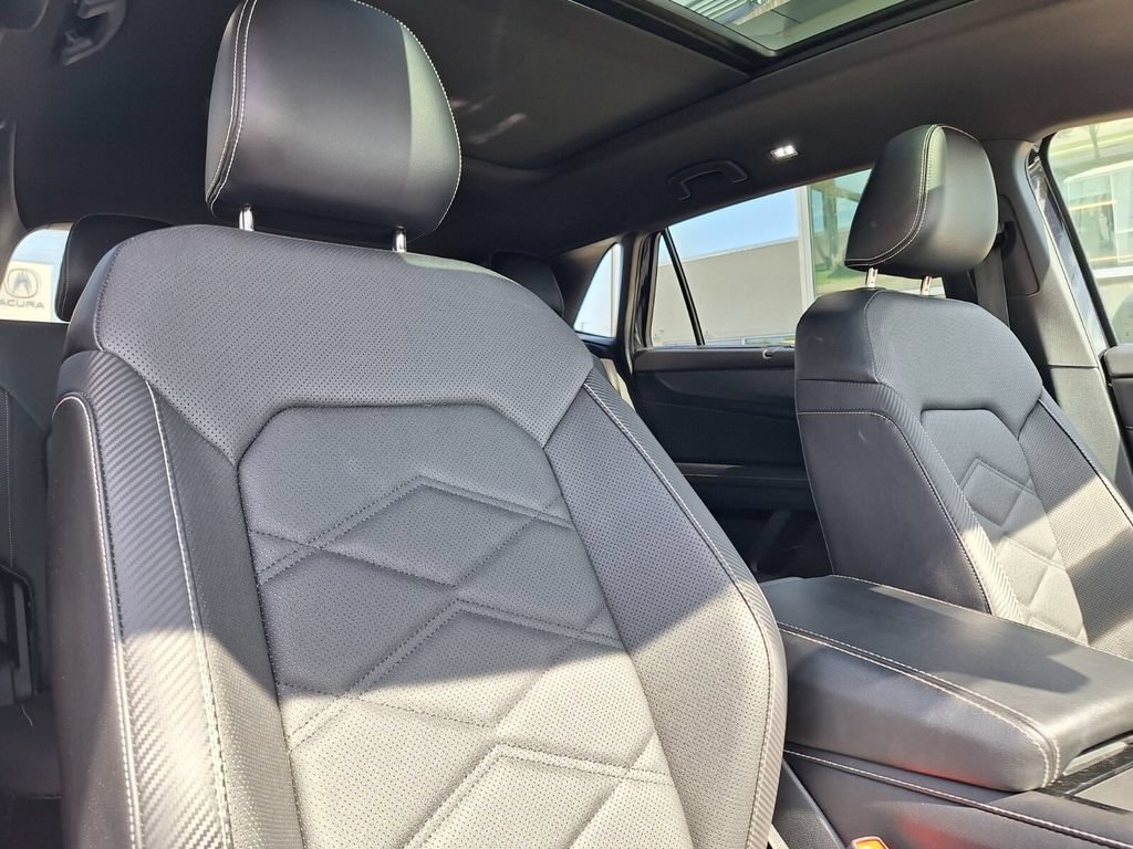 Used 2024 Volkswagen Atlas Cross Sport SE FWD image 27