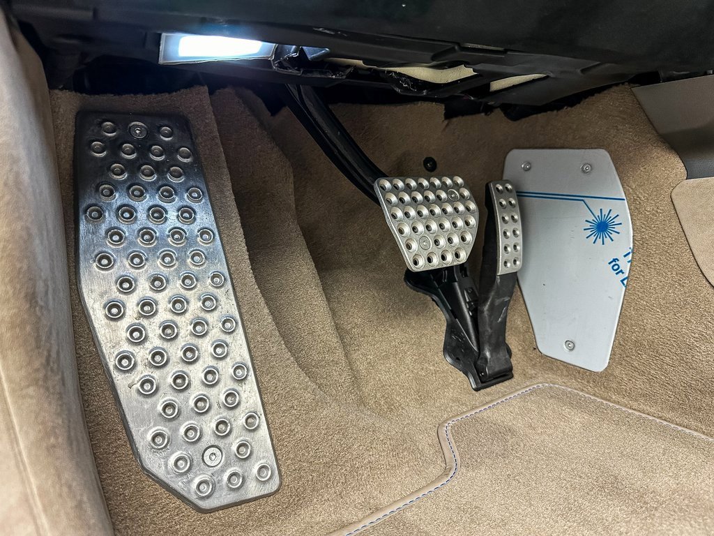 Certified 2024 Ferrari Purosangue Base image 15