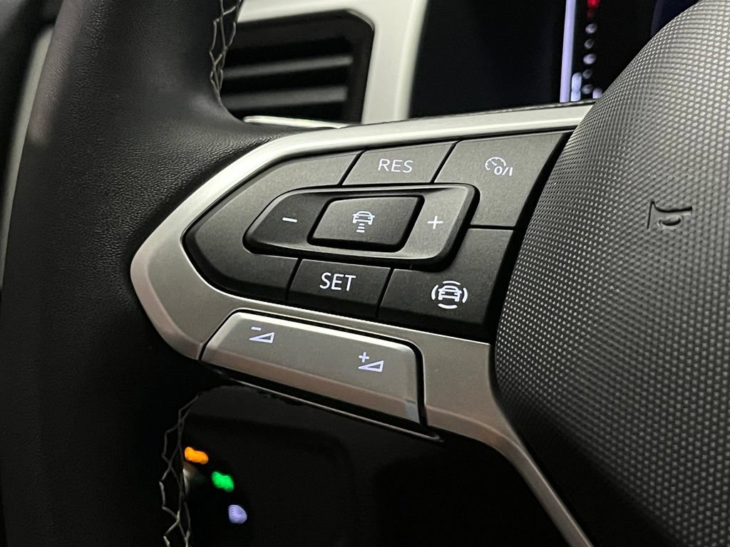 Used 2023 Volkswagen Atlas Cross Sport SE w/ Panoramic Sunroof Package AWD/4WD image 27