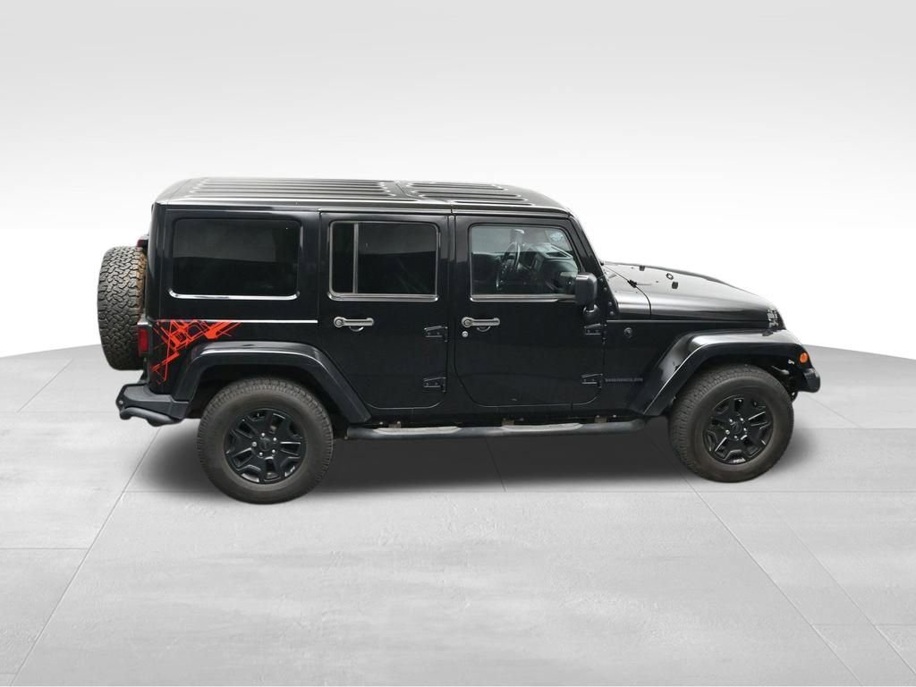 Used 2016 Jeep Wrangler Unlimited Sahara AWD/4WD image 17
