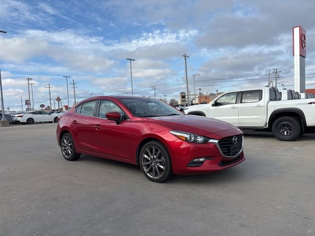 Used 2018 MAZDA MAZDA3 Touring image 2