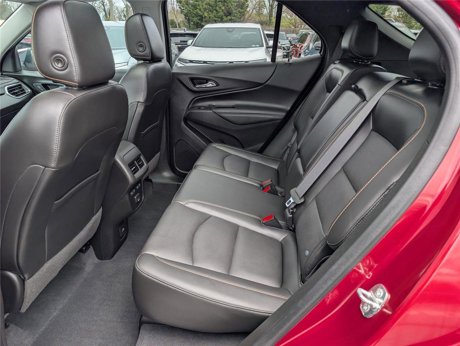 Used 2021 Chevrolet Equinox Premier AWD/4WD image 16