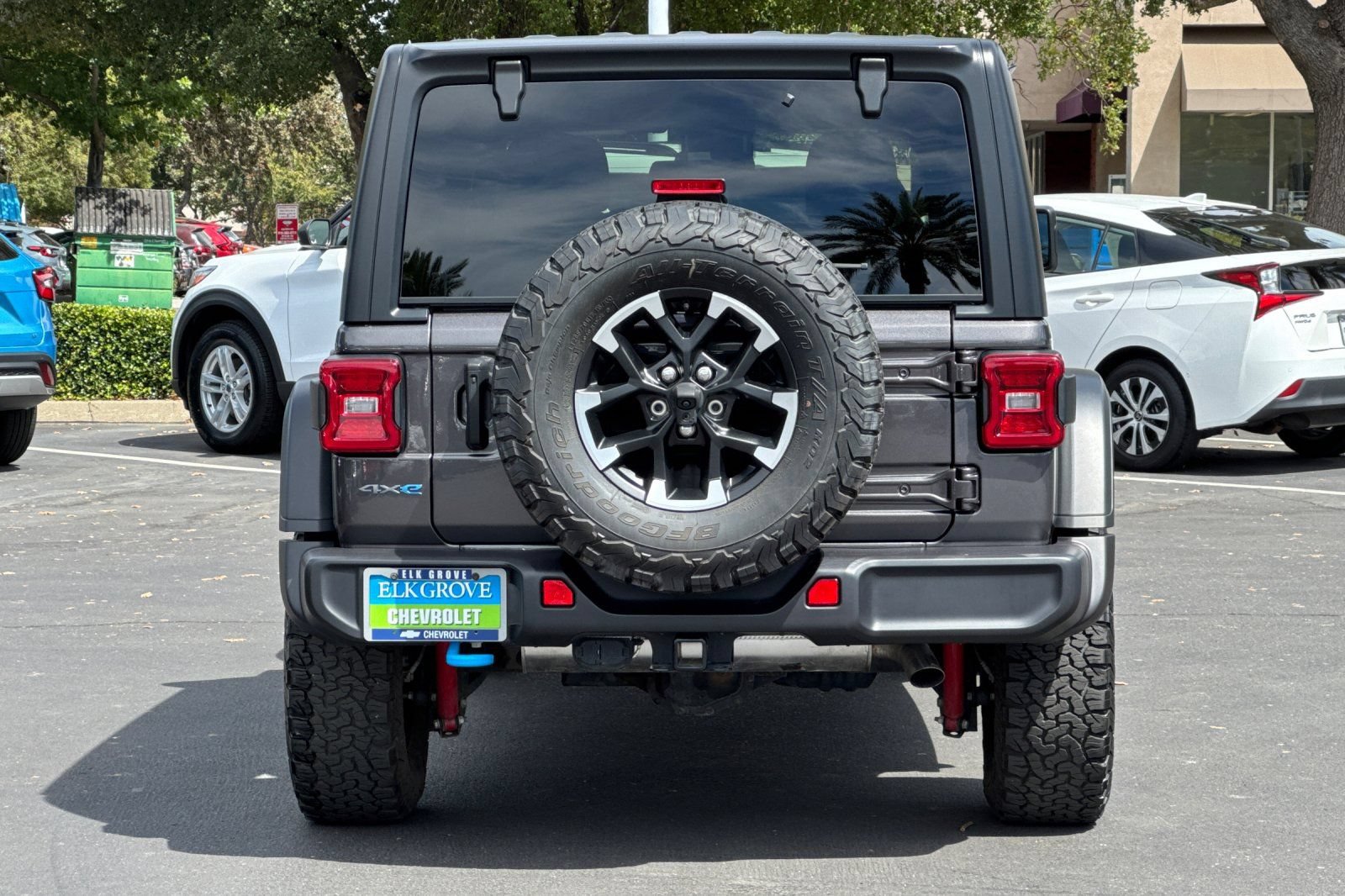 Used 2024 Jeep Wrangler Unlimited Rubicon 4xe AWD/4WD image 4