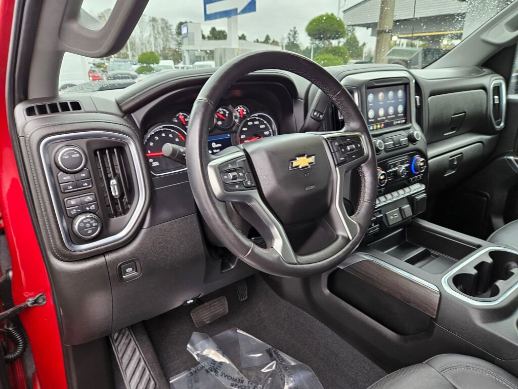 Used 2021 Chevrolet Silverado 2500 LTZ w/ LTZ Convenience Package image 18