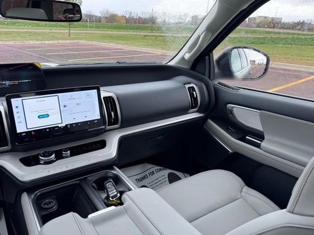 New 2025 Ford Expedition Max Active AWD/4WD image 16