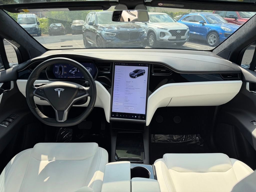 Used 2020 Tesla Model X AWD/4WD image 25