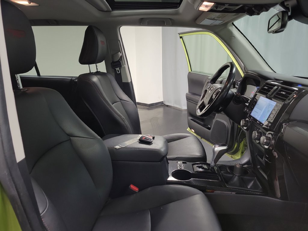 Used 2023 Toyota 4Runner TRD Off-Road Premium w/ Off Road Premium Plus Package AWD/4WD image 33