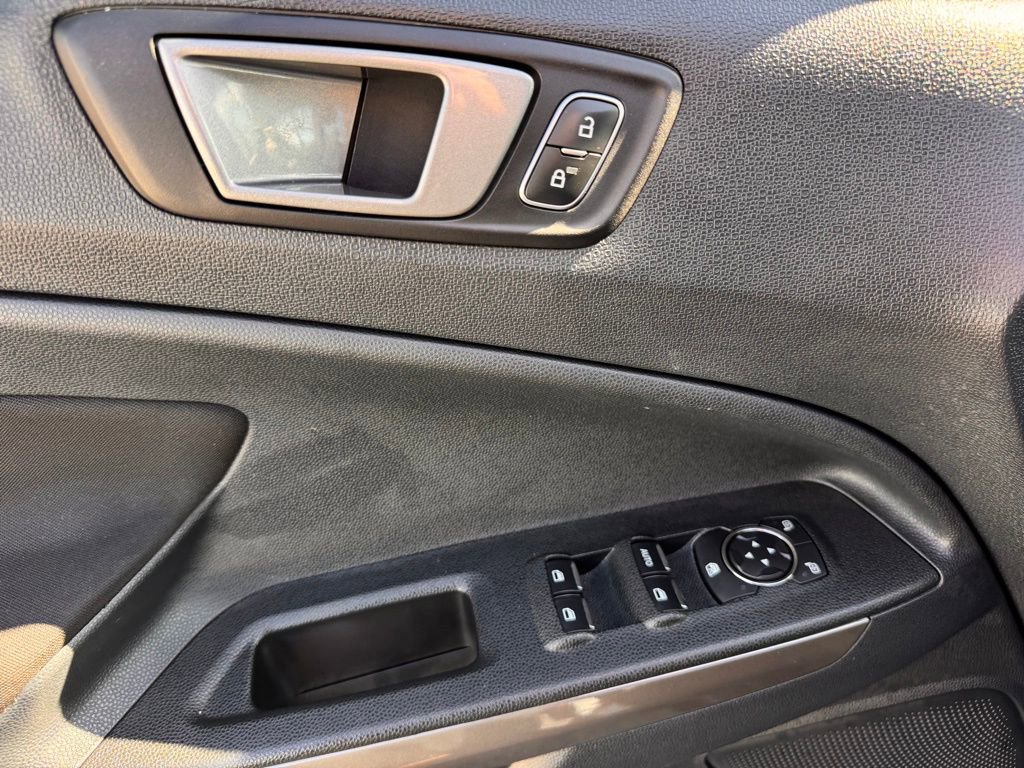 Used 2021 Ford EcoSport SE w/ Interior Protection Package FWD image 37