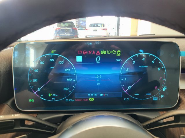 New 2025 Mercedes-Benz C 300 Sedan image 25